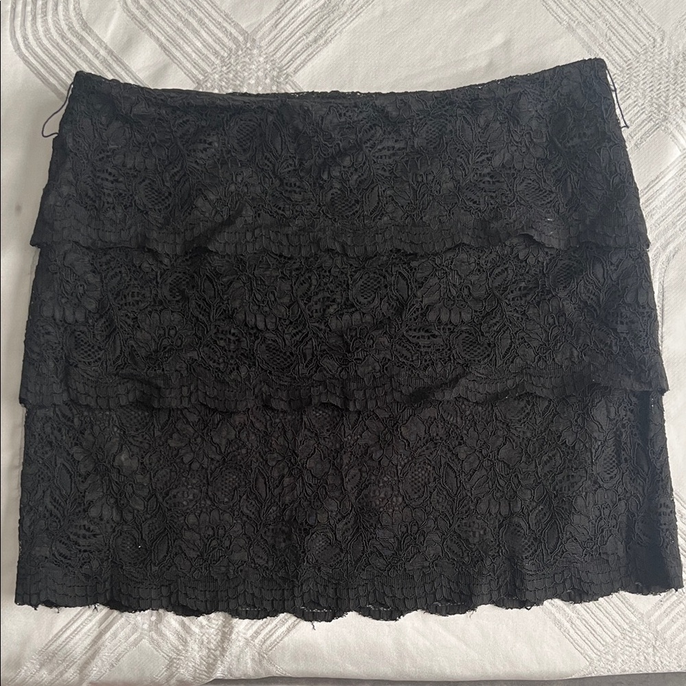 Laundry By Shelli Segal Black Lace Mini Skirt